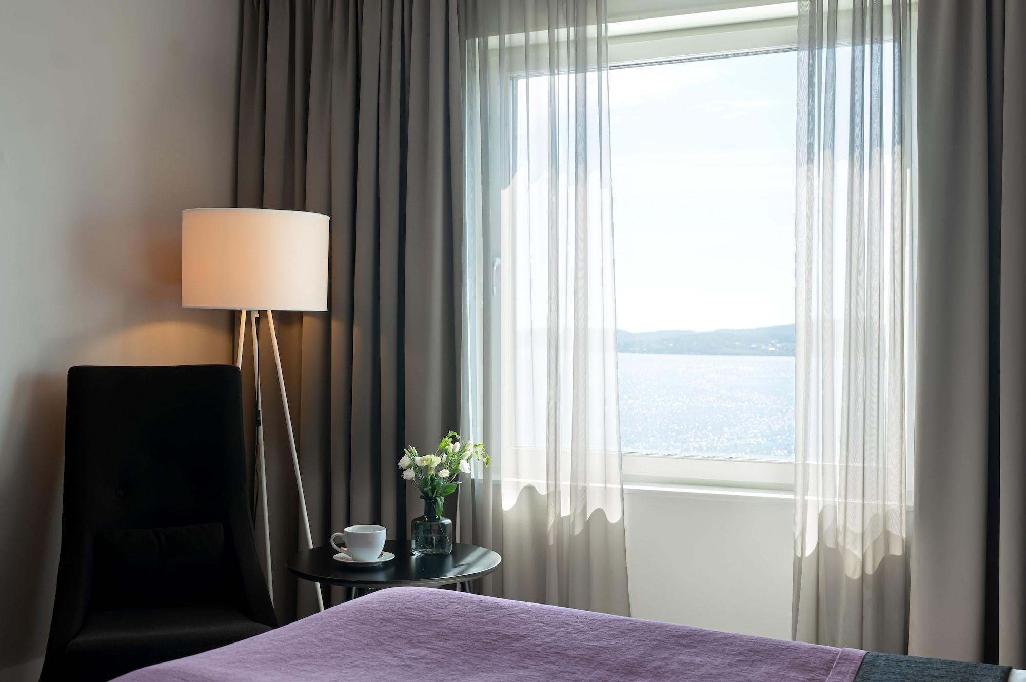 ホテル Elite Plaza Oernskoeldsvik エクステリア 写真